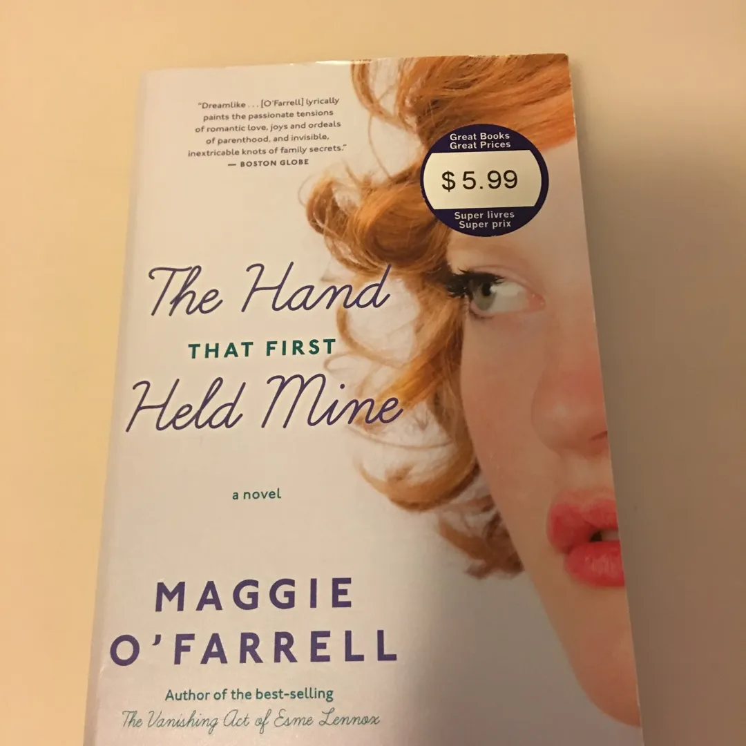 The Hand That First Held Mine - Maggie O’Farrell photo 1
