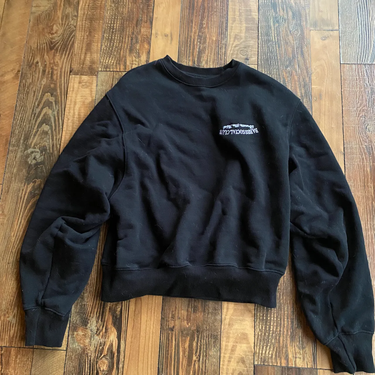 Size S/M Brunette The Label sweater  photo 1