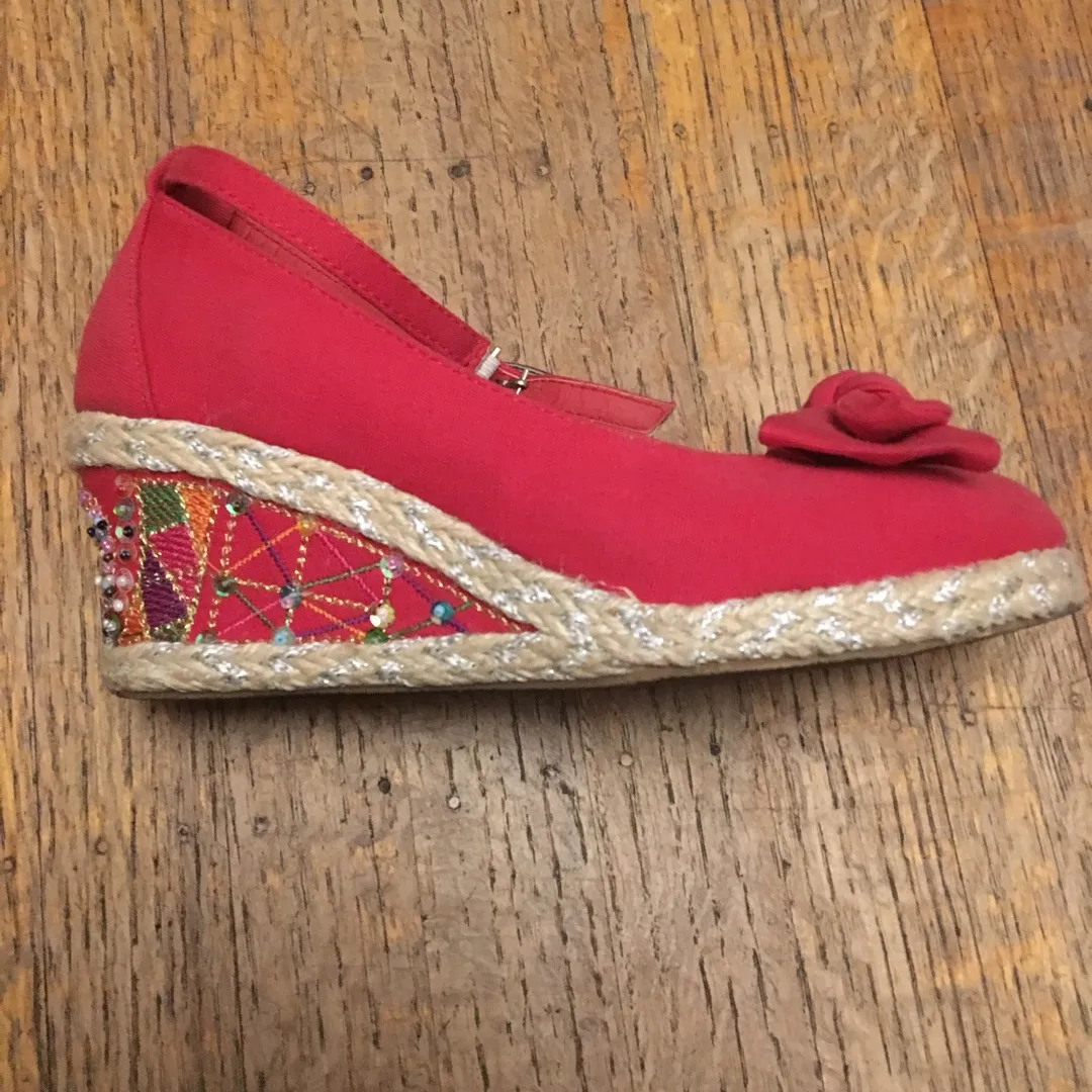 Cute Red Bow Wedge Espadrilles Size 36 / 6 photo 6