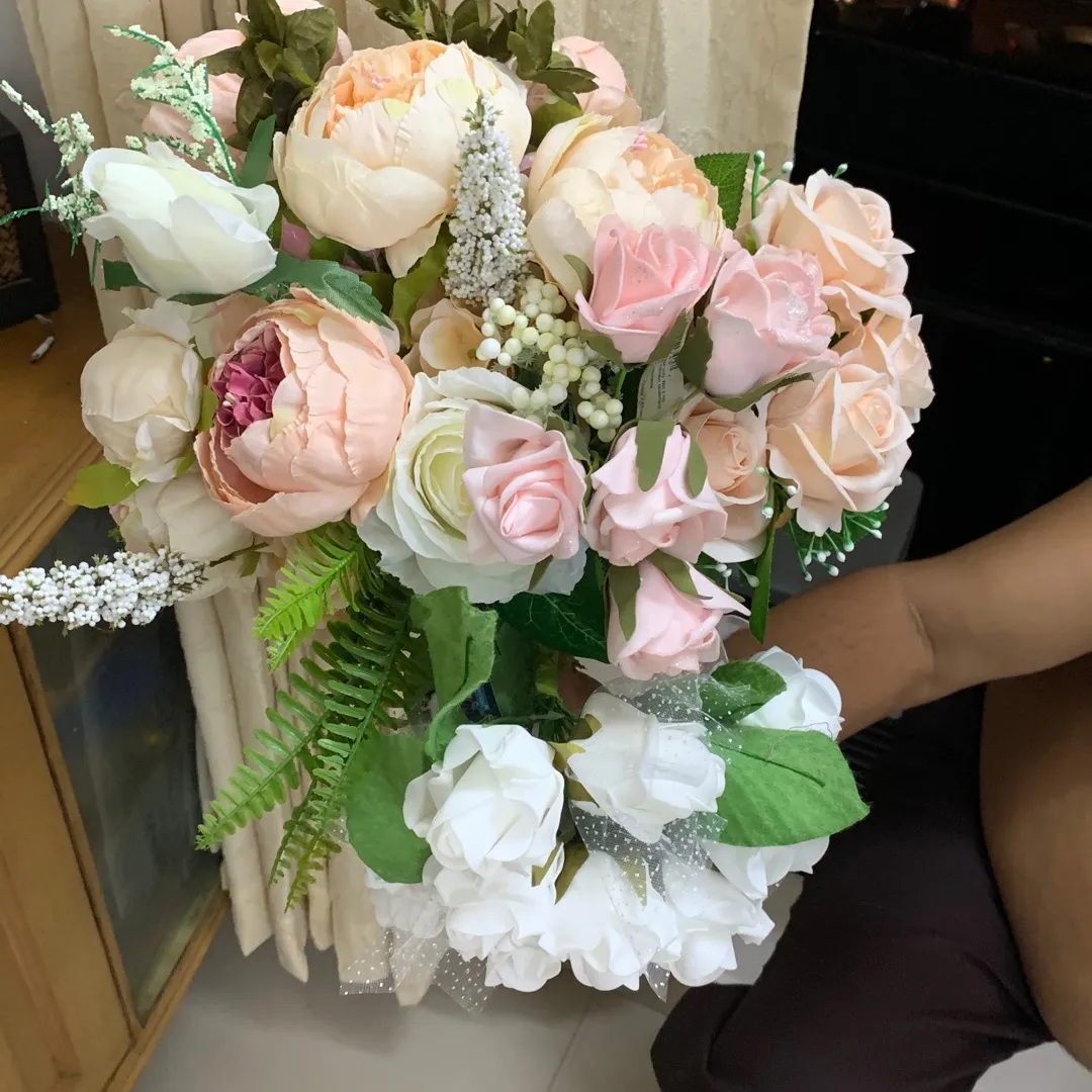 Wedding  Bridal Bouquet And Flowers photo 3