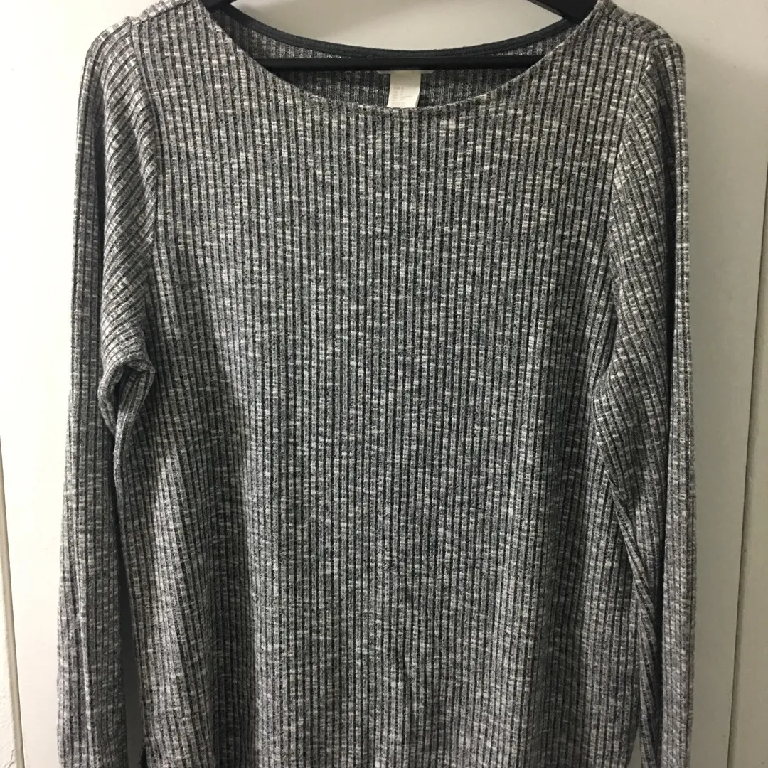 H&M Grey Sweater photo 1