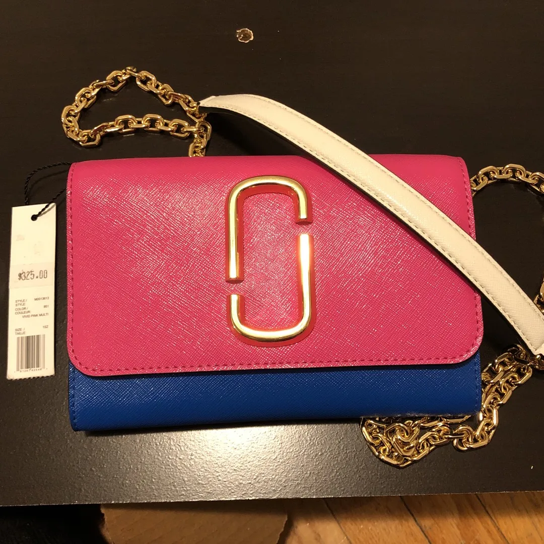 Marc Jacobs Wallet On A Chain photo 1