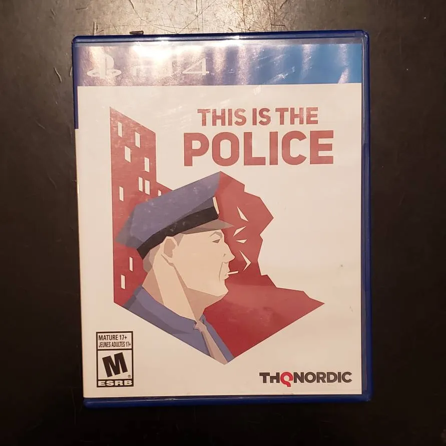 PS4 game - This Is The Police photo 1