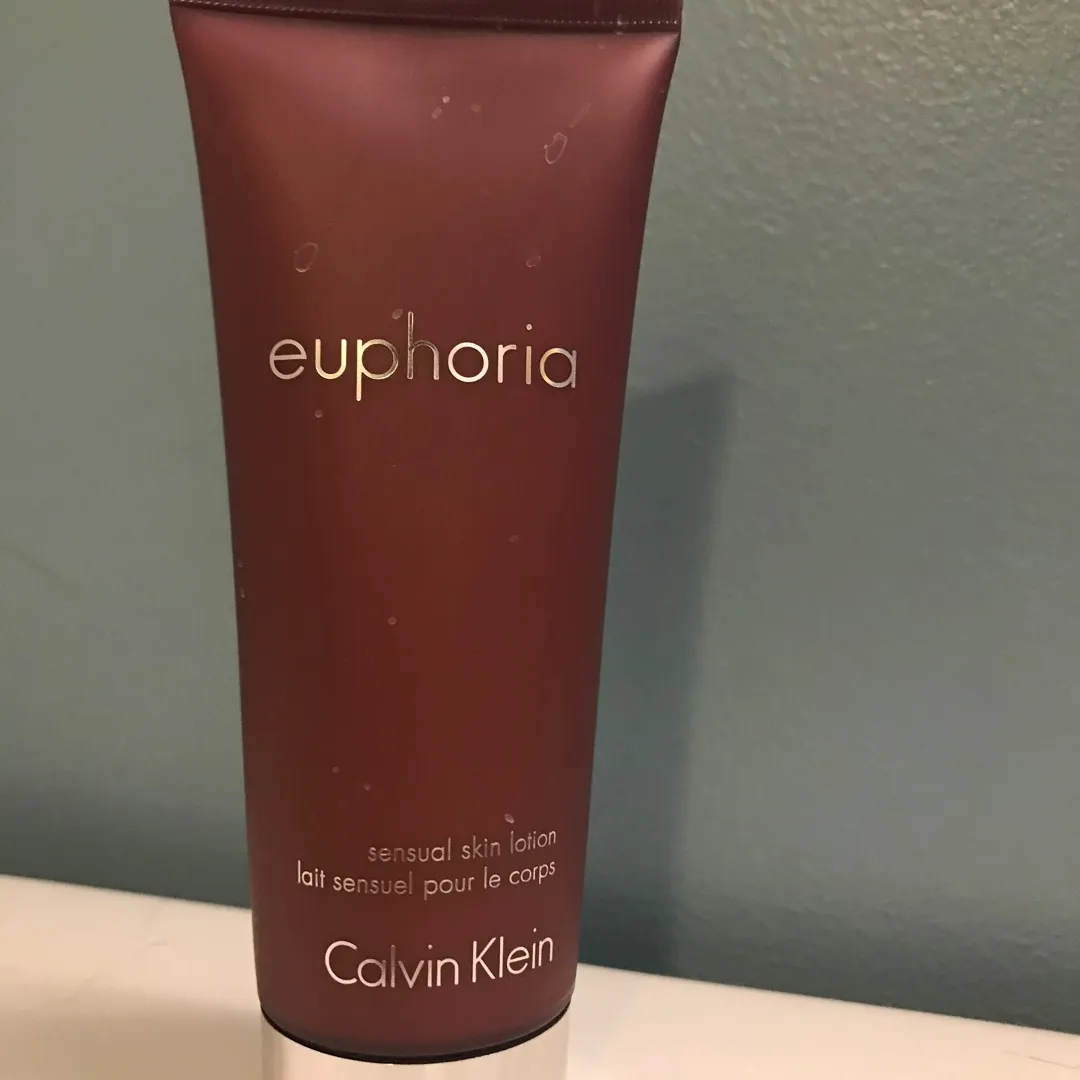 CK Euphoria Skin lotion photo 1