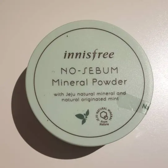 Innisfree Mineral Powder photo 1