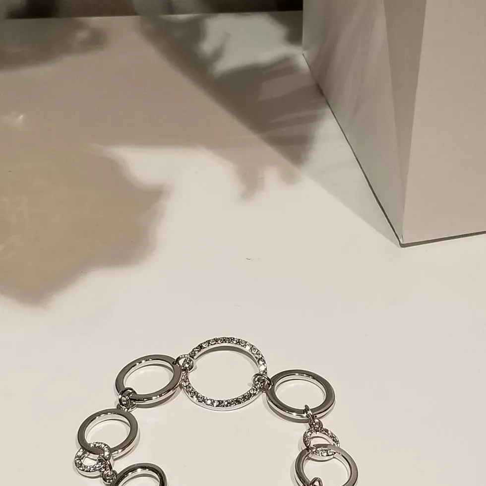 Round Silver Ring Bracelet With Crystal photo 3