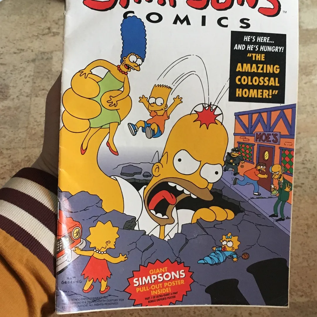 Simpsons Comic (First Issue Pub. 1999) photo 1
