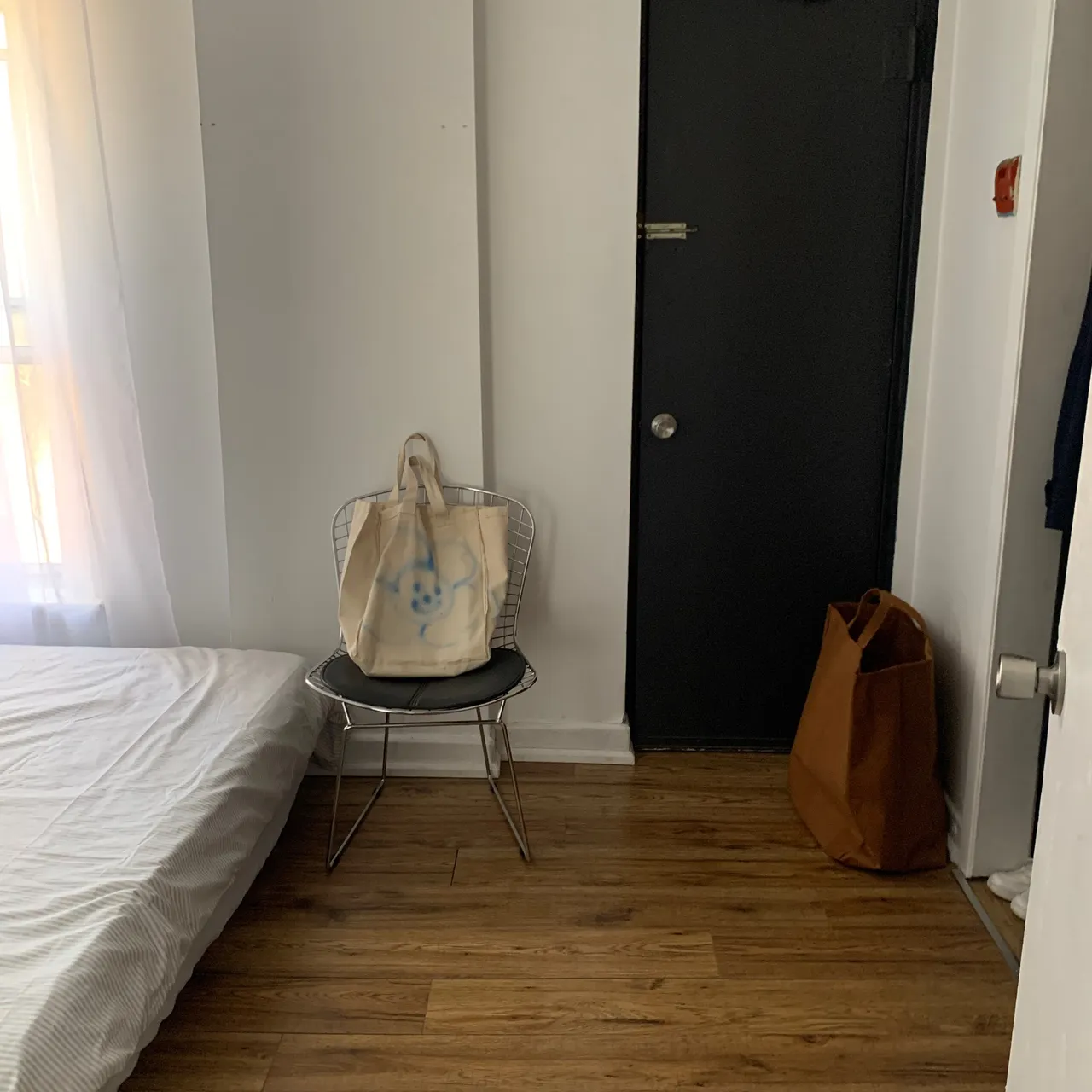 Lovely 1BDR - 3 Week Sublet ($1150) photo 5