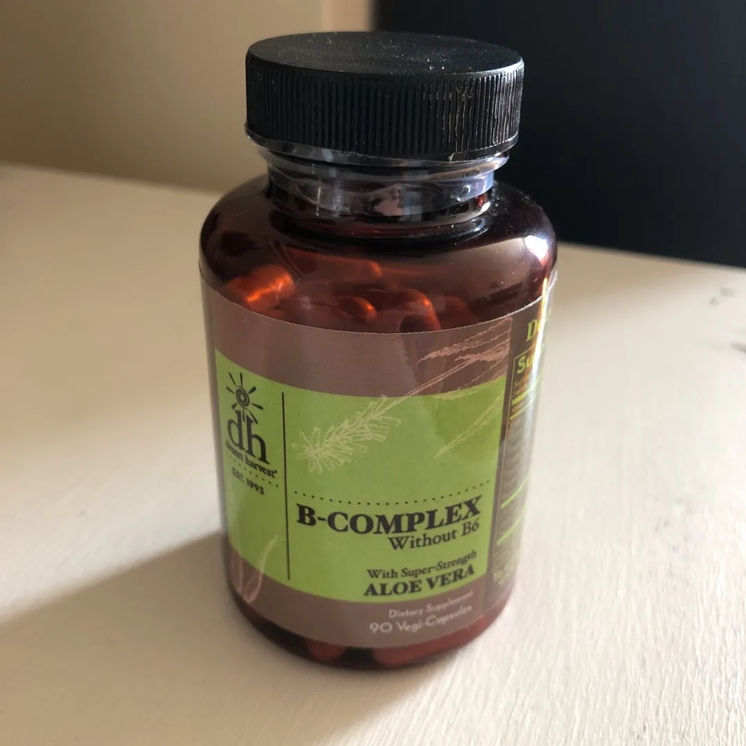 B-complex Without B6 -  Full (used Once Two Capsules) photo 1