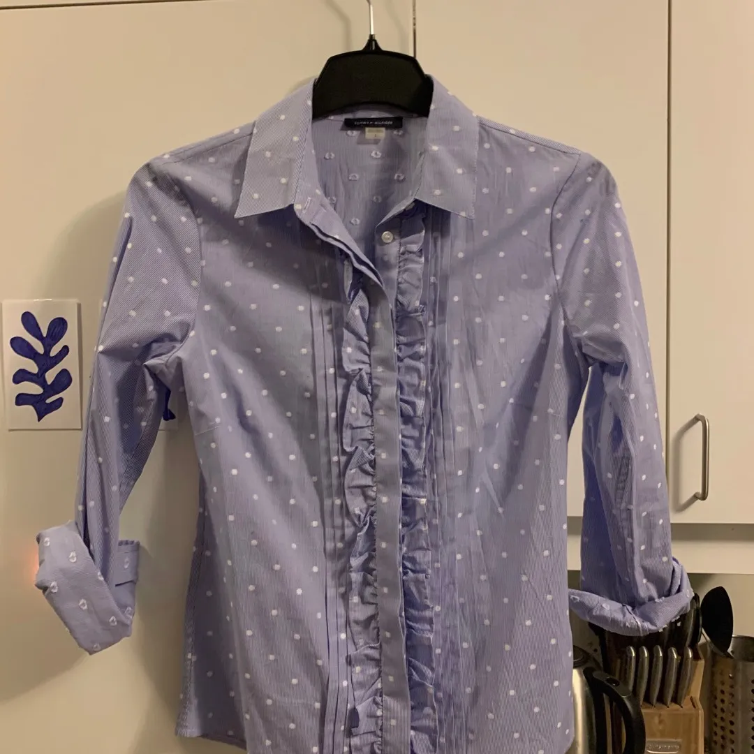 BNWT Tommy Hilfiger Button Up Size 2 photo 1