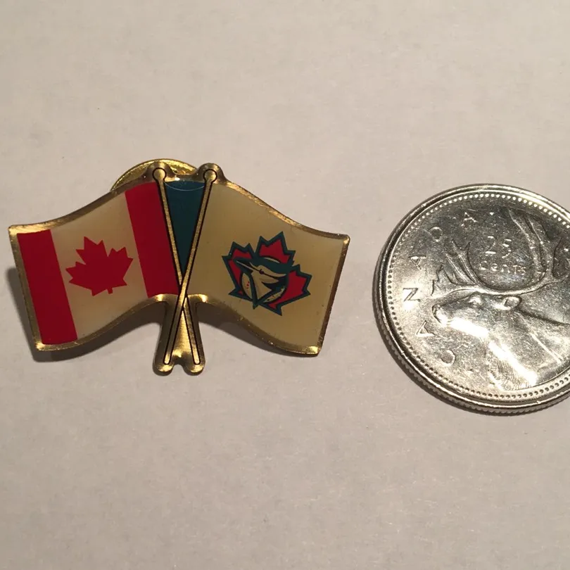 Toronto Blue Jays Canada Pin photo 3