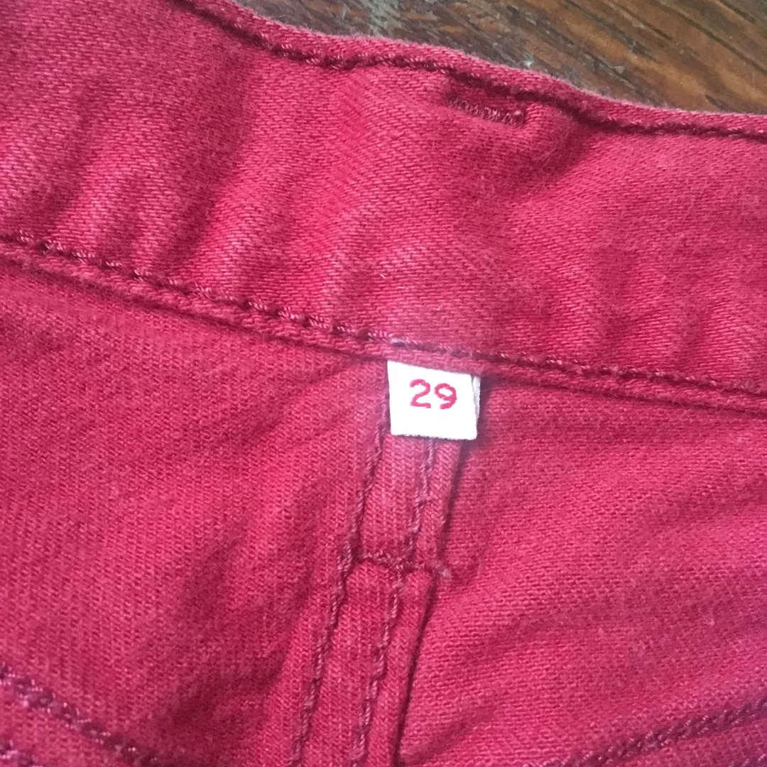 Levis Size 29 Red photo 4