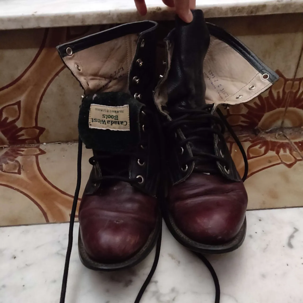 Vintage Justin Leather Burgundy / Black Boots photo 1