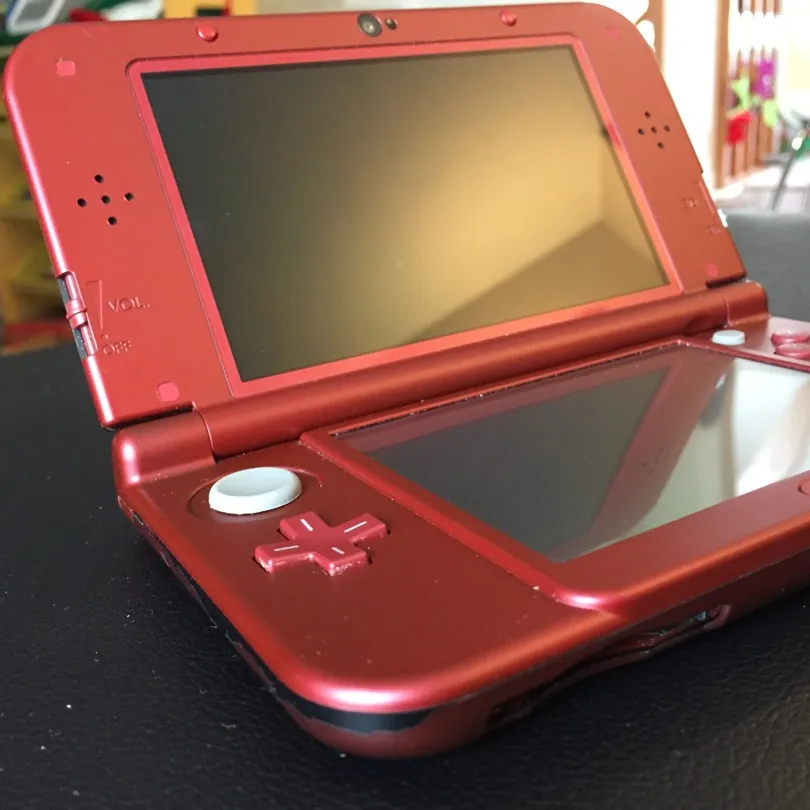 Modded Nintendo "new" 3DS XL photo 1
