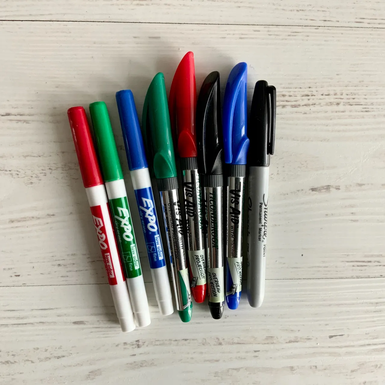 Free Markers (whiteboard markers, projector markers, sharpie) photo 1