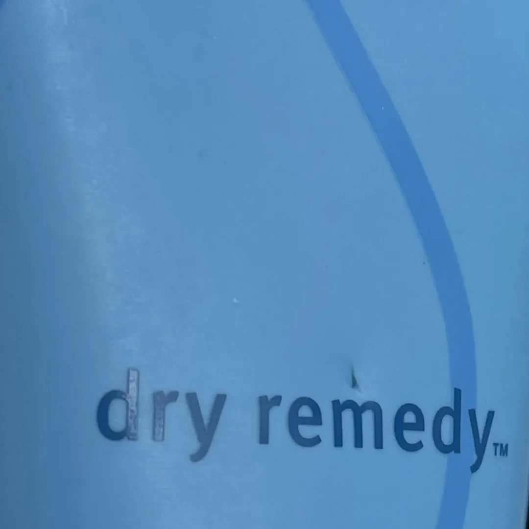 Aveda Dry Remedy Shampoo photo 3