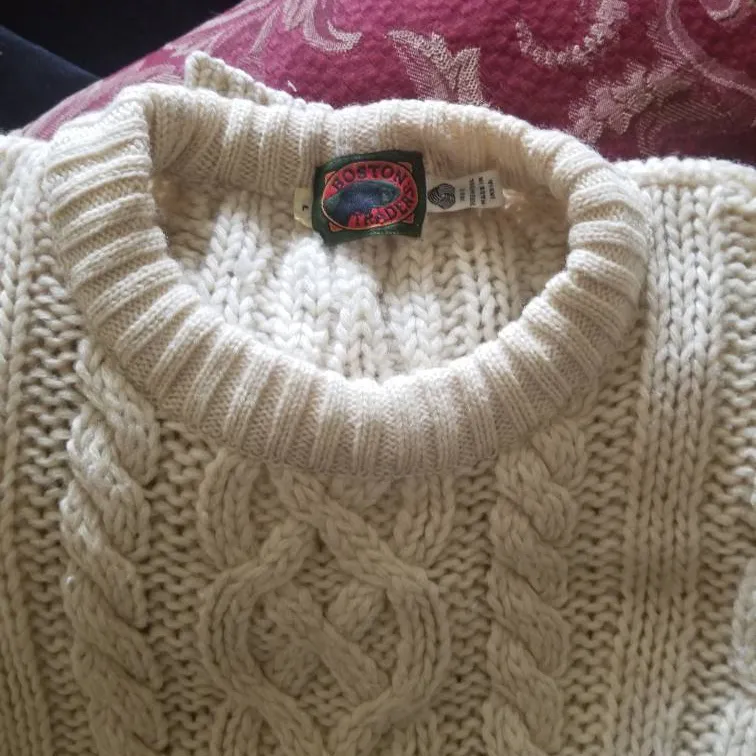 100% Wool Sweater photo 1