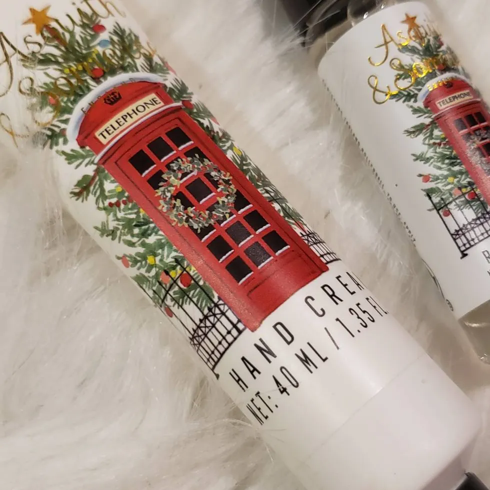 Evergreen Scented Hand Cream And Roller photo 1