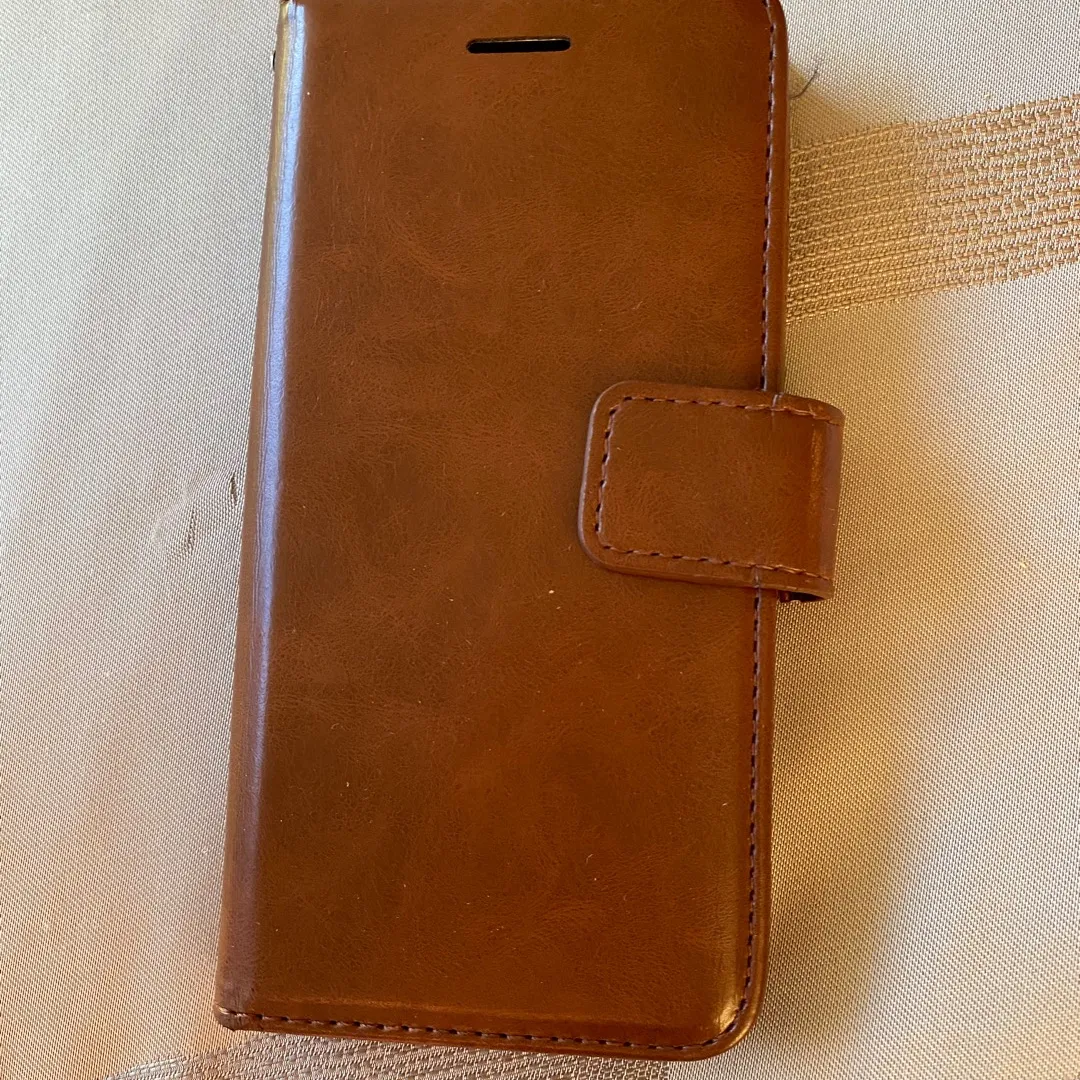 iPhone 8 Wallet Case photo 1