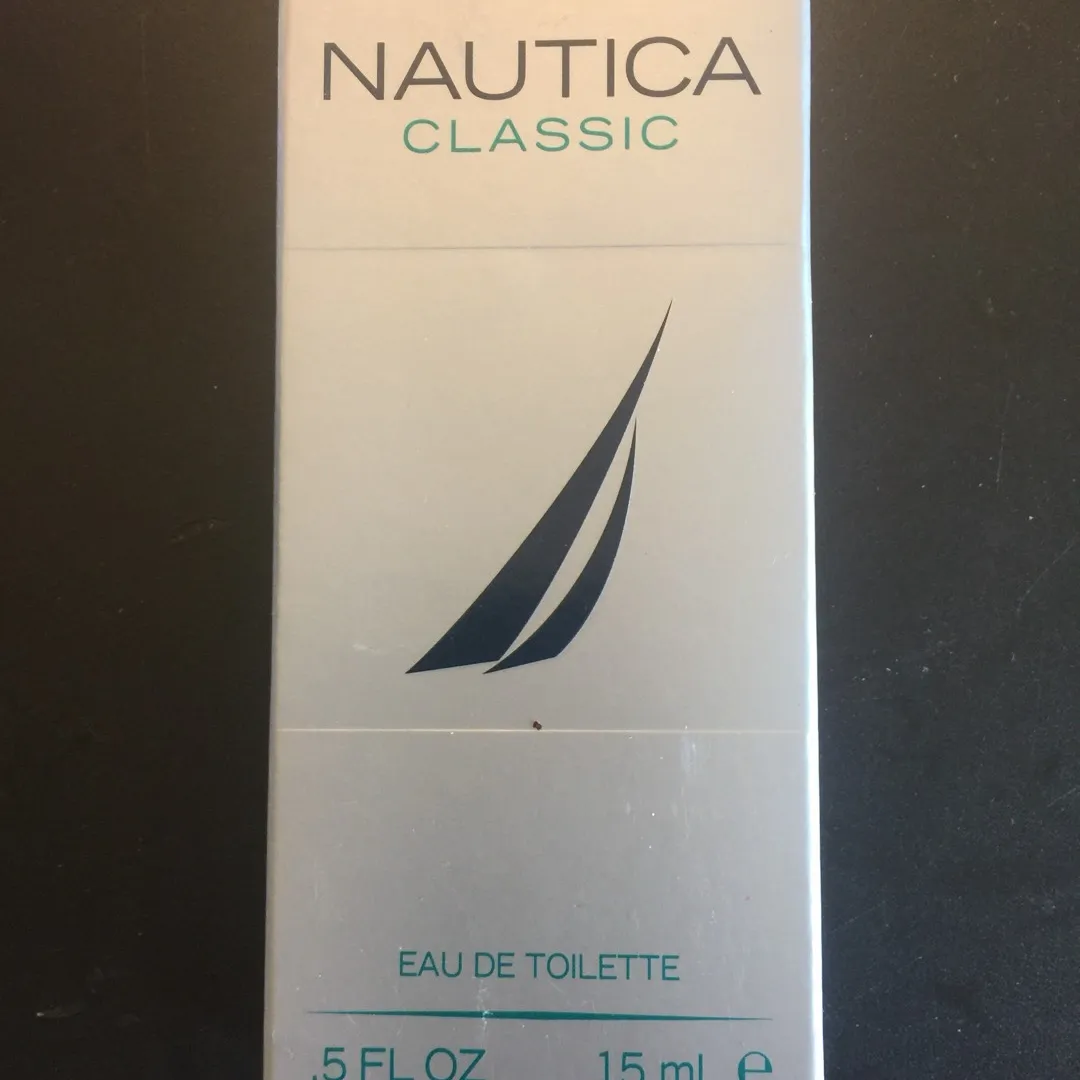 Nautica Classic Perfume photo 1