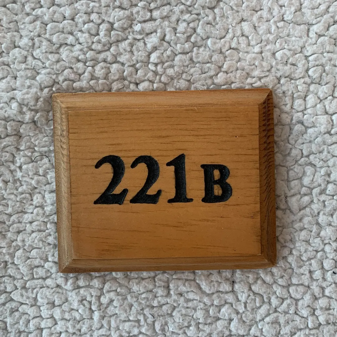 Sherlock 221B Baker Street Wooden Plaque photo 1