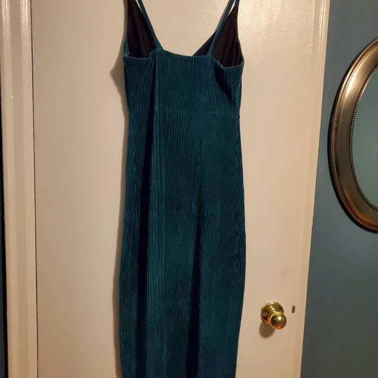 Beautiful dress by Urban Outfitters, used once for pictures photo 5