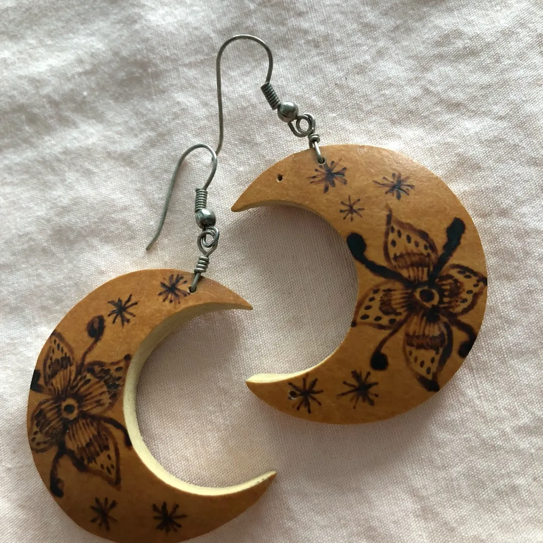 Handmade Wood Earrings photo 1