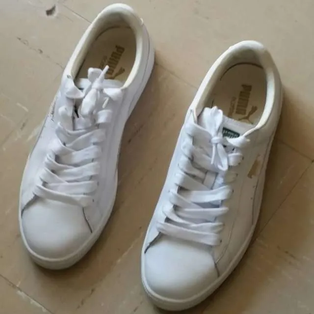 Puma White Sneakers Size 10 photo 3