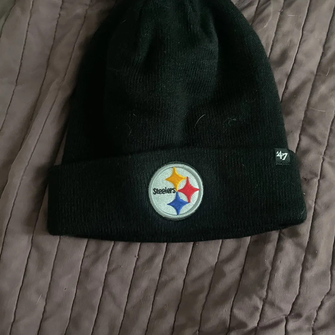 BN Steelers Beanie. Tags Attached photo 1