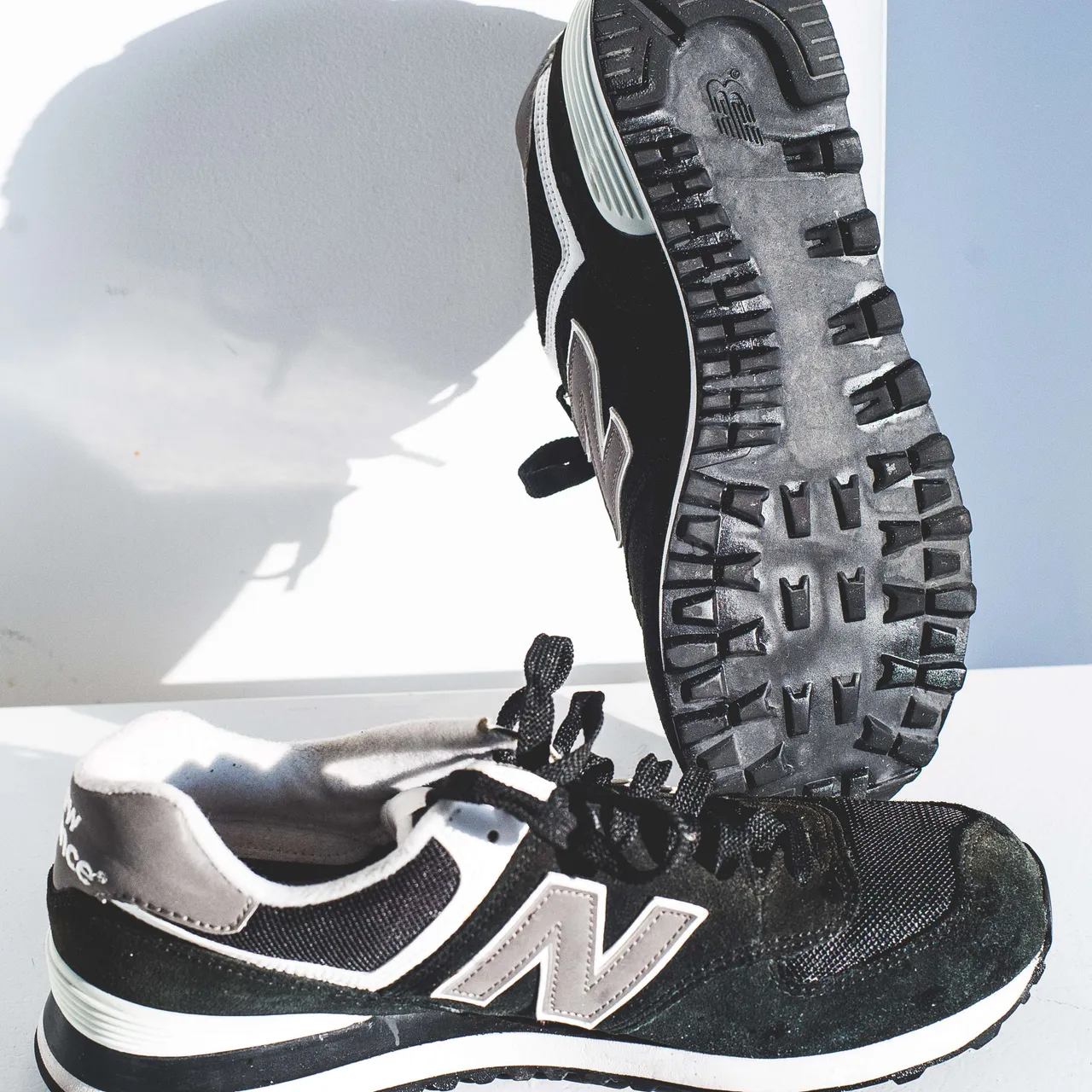 New Balance 574 Men's shoes Size 9.5 photo 4