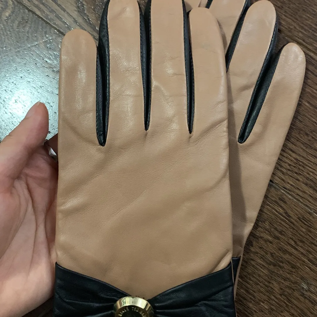 Ted Baker Smart Leather Gloves Size M/L photo 1