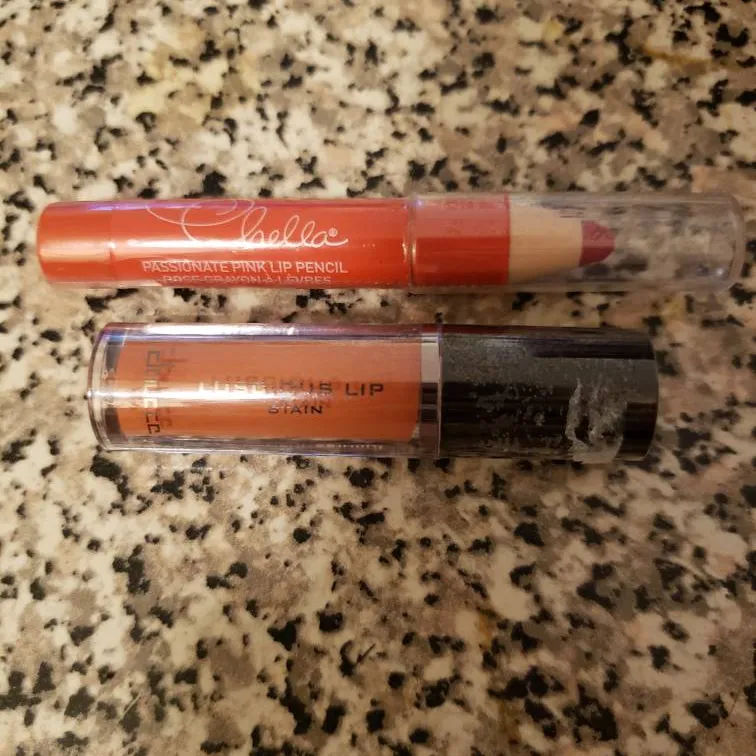 Sealed Mini Lipsticks photo 1