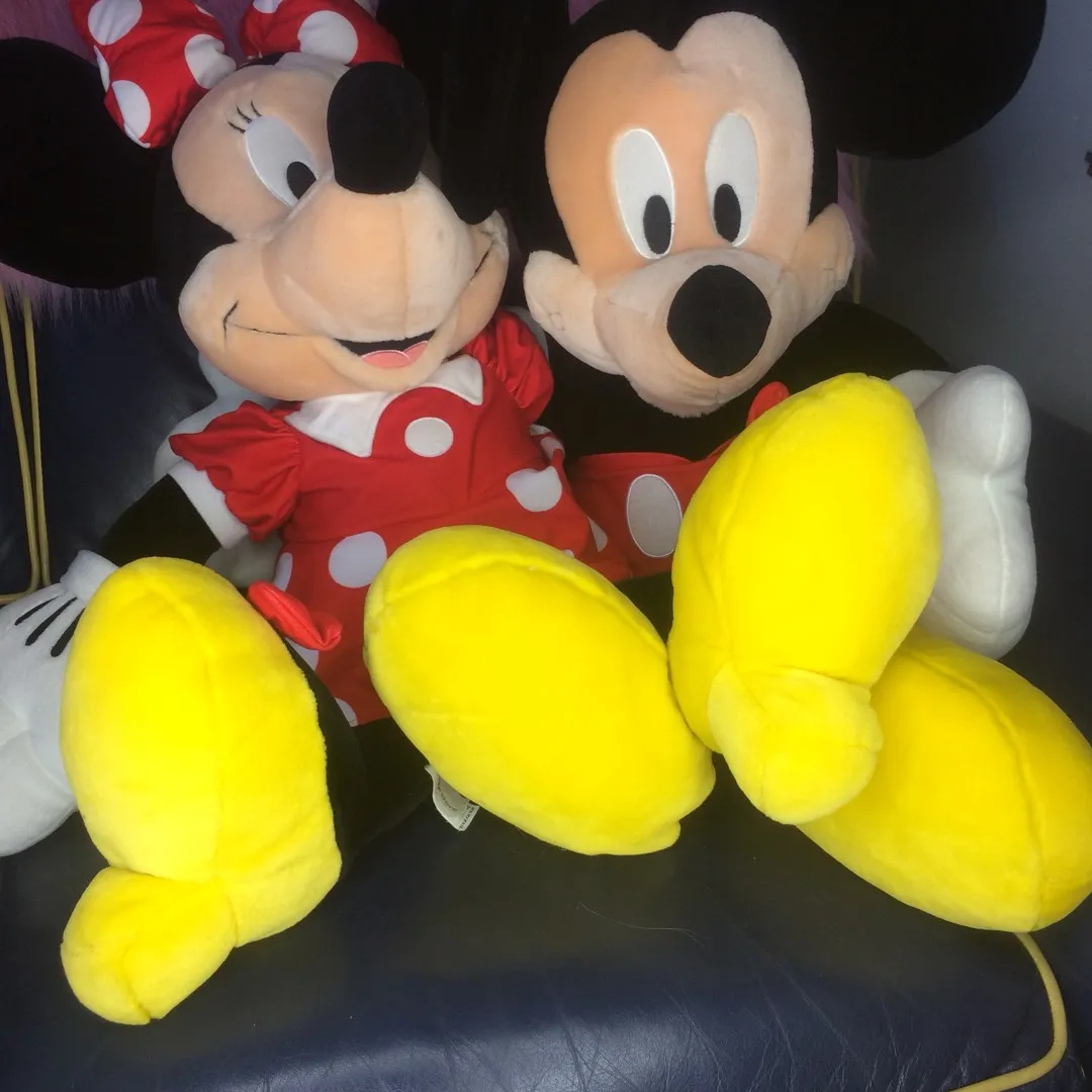 Disney Store Mickey & Minnie Mouse photo 1