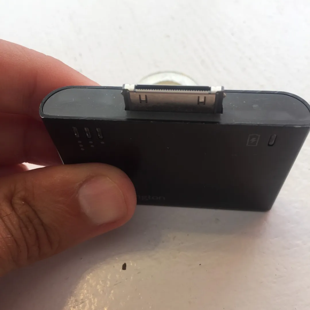 External Battery Pack For Older iPhones/iPods photo 4