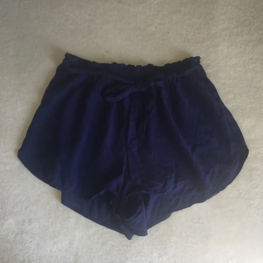 Navy Cinched Waist Shorts photo 1
