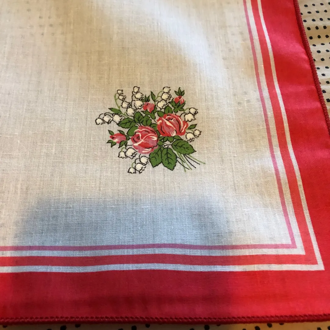 Vintage Table Linens Red x4 photo 3