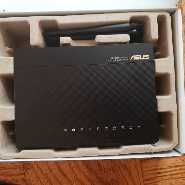 ASUS RT-AC68R Dual Band 802.11AC Gigabit Router (Not a Cable ... photo 1