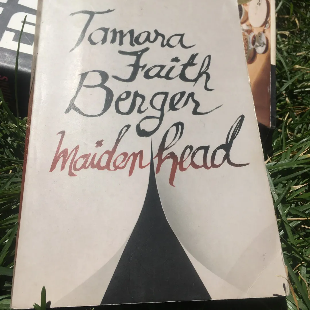 Maiden Head By Tamara Faith Berger. Book photo 1