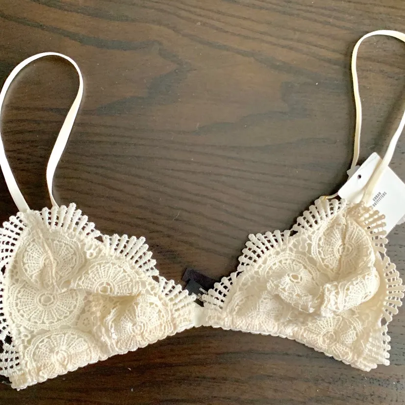 BNWT Urban Outfitters Bralette photo 4