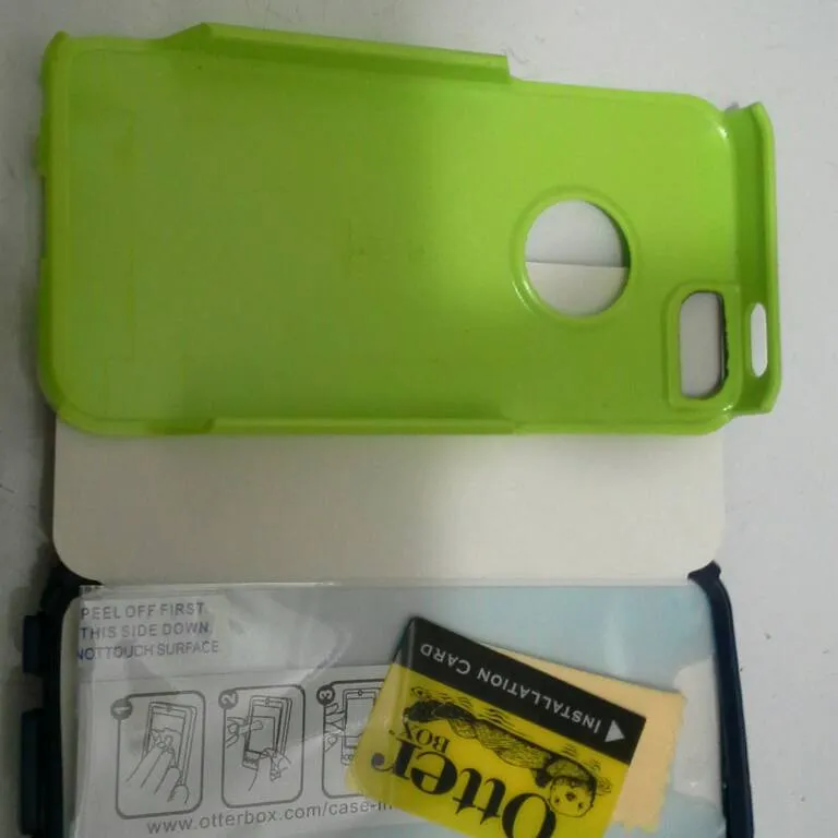 Cell phone case - Otter Box photo 1