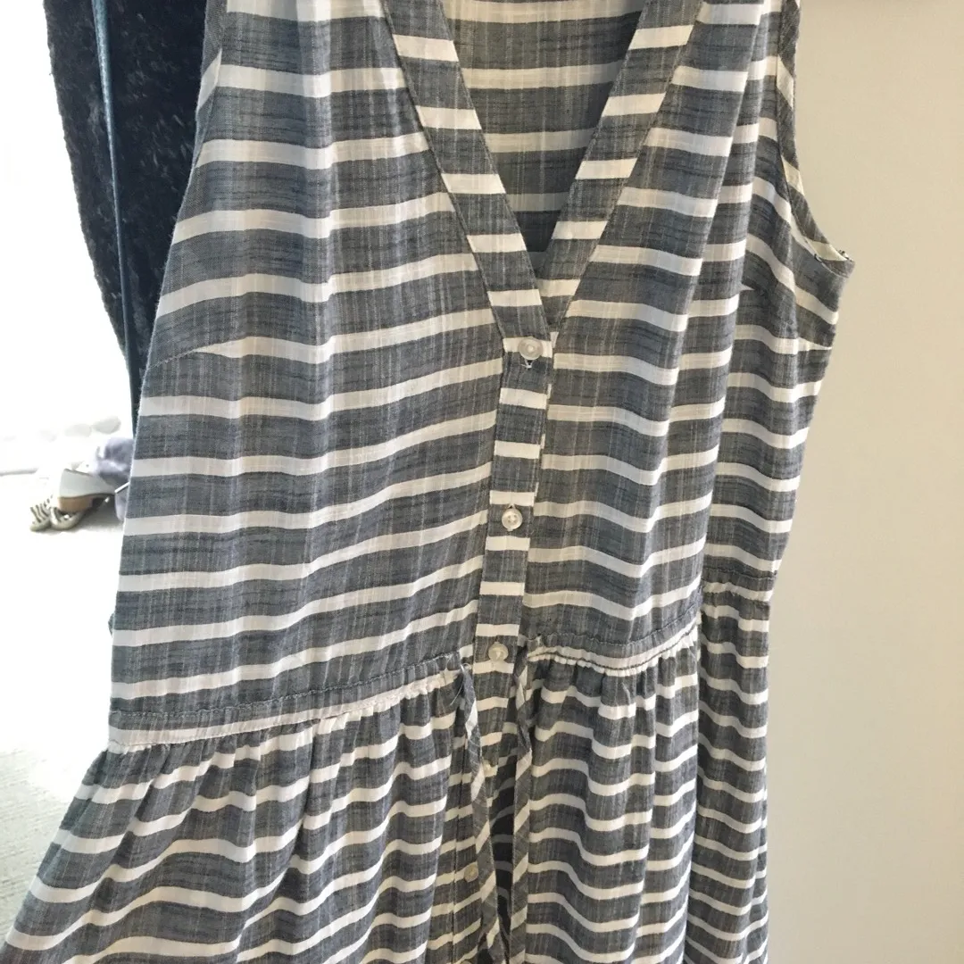 Gap linen Striped Dress photo 1