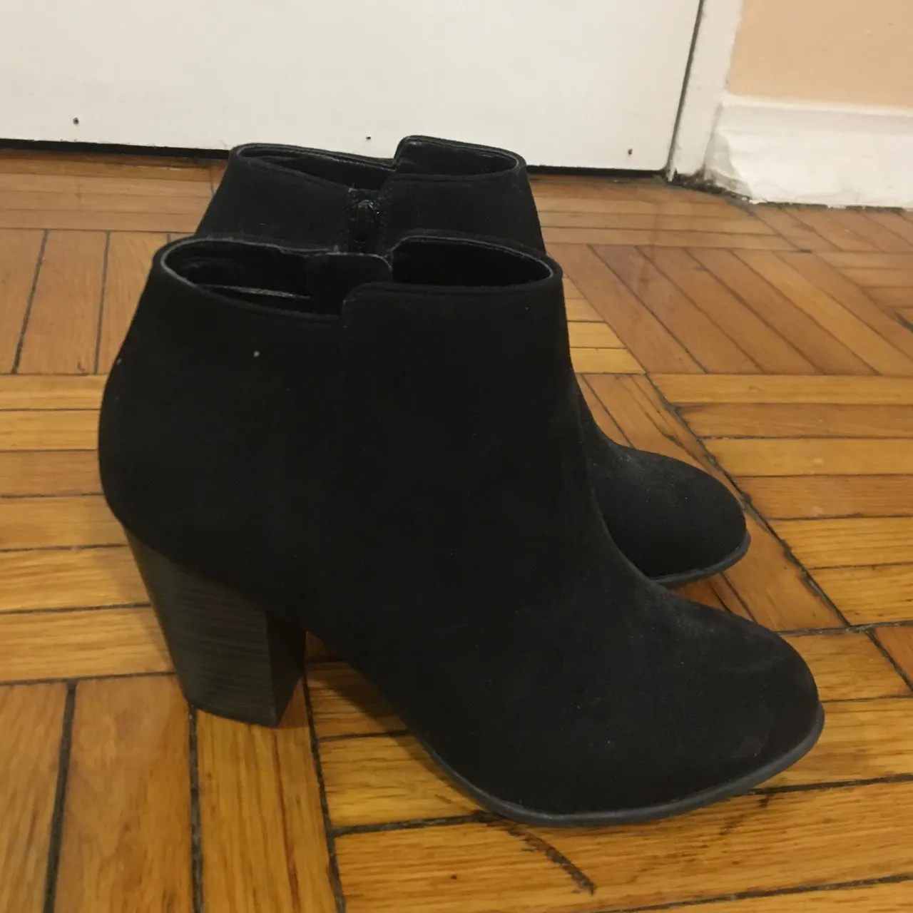 *FREE W/ PICKUP* Size 9 Black Suede Booties photo 1