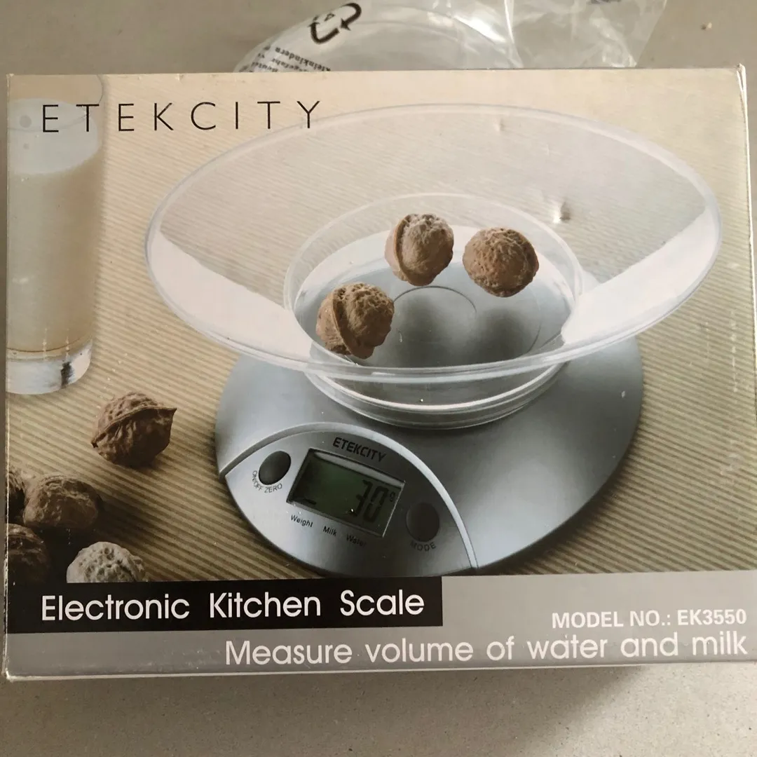 Electronic Kitchen Scale BNIB photo 1