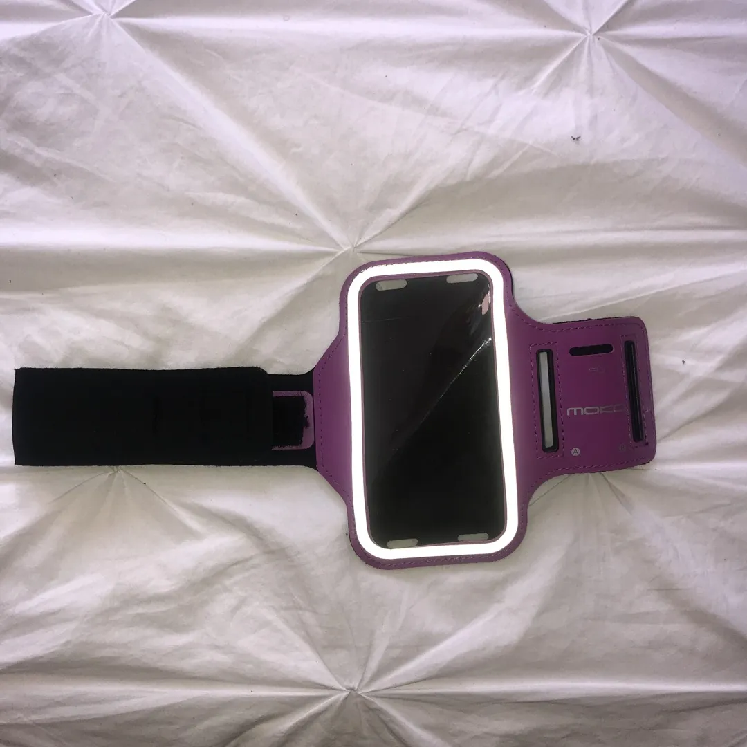 Cell Phone Armband Case photo 1