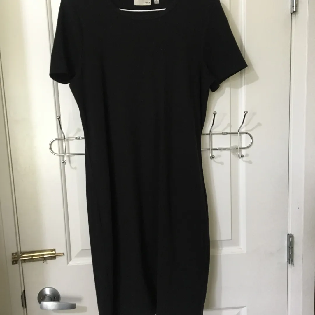 Aritzia Wilfred Free Yumi Dress In BLACK large photo 4