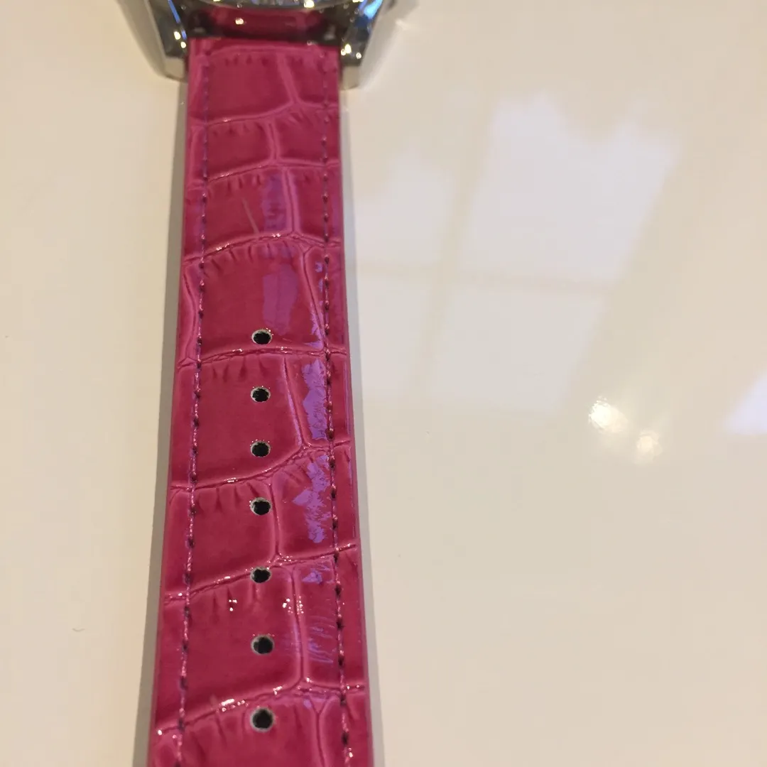 Pink Watch (new) photo 4