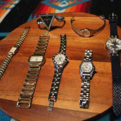 Woman's Watches 8 Different Ones photo 1