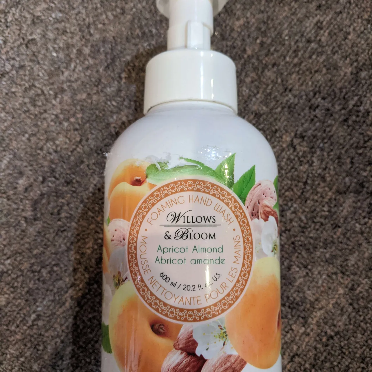 Apricot Almond Hand Wash photo 1