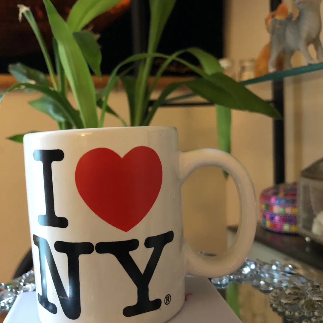 Mini I ♥️ NYC Cup photo 1