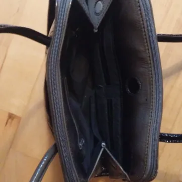 Danier Grey/Black Patent Leather purse photo 3